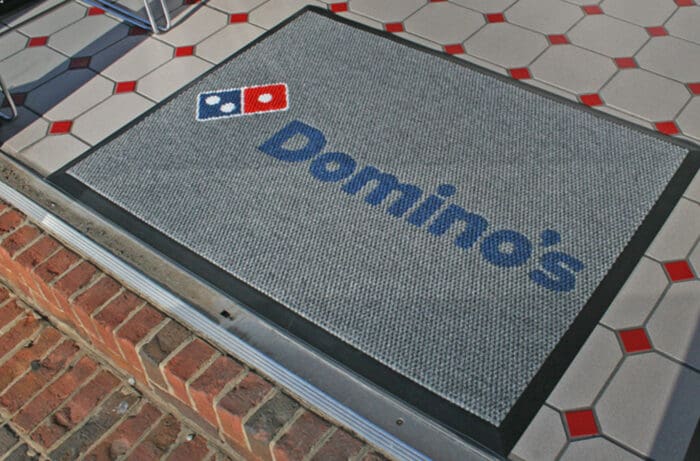 Piazza Custom logo floor mat